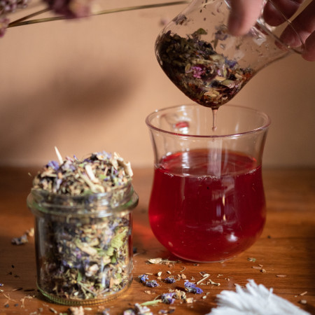 Infusion de tisane de plantes bonne mine
			                